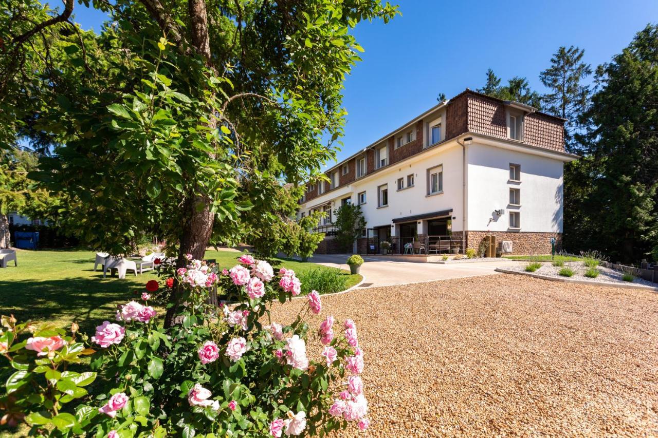 Hotel De La Pommeraie Льо Ман Екстериор снимка