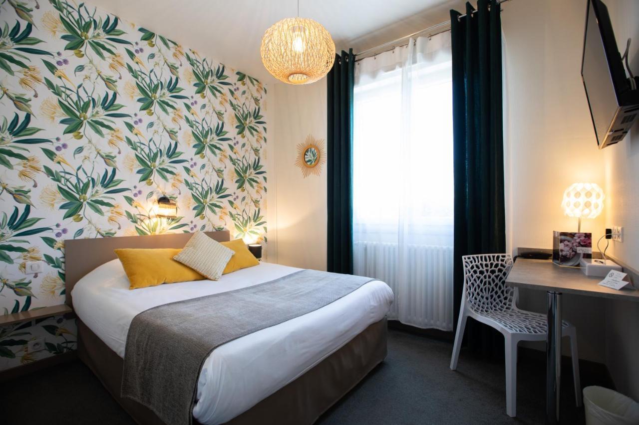 Hotel De La Pommeraie Льо Ман Екстериор снимка
