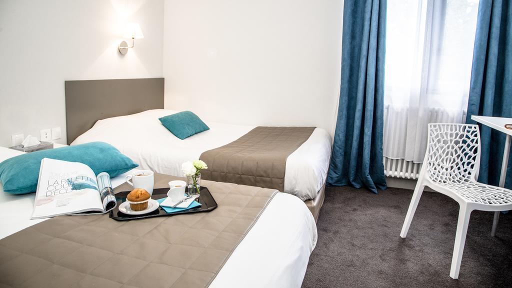 Hotel De La Pommeraie Льо Ман Екстериор снимка