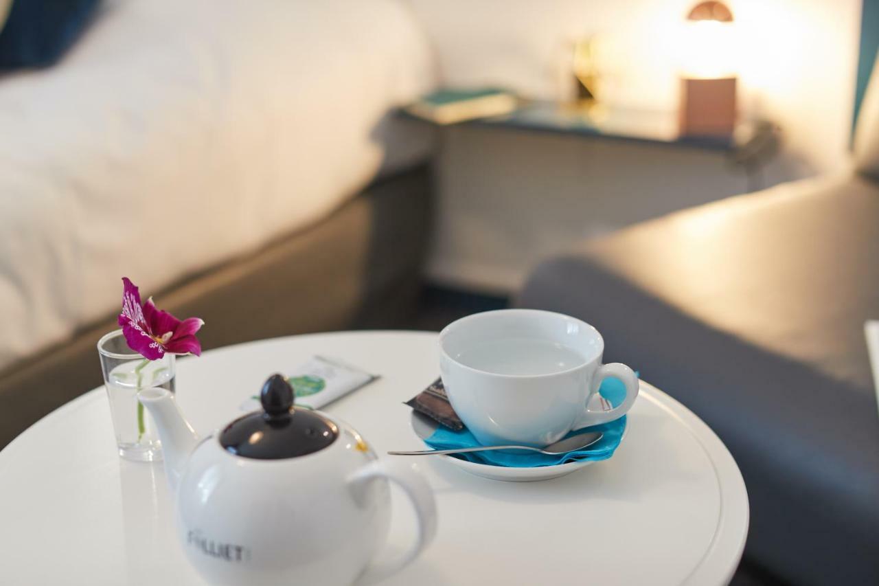 Hotel De La Pommeraie Льо Ман Екстериор снимка